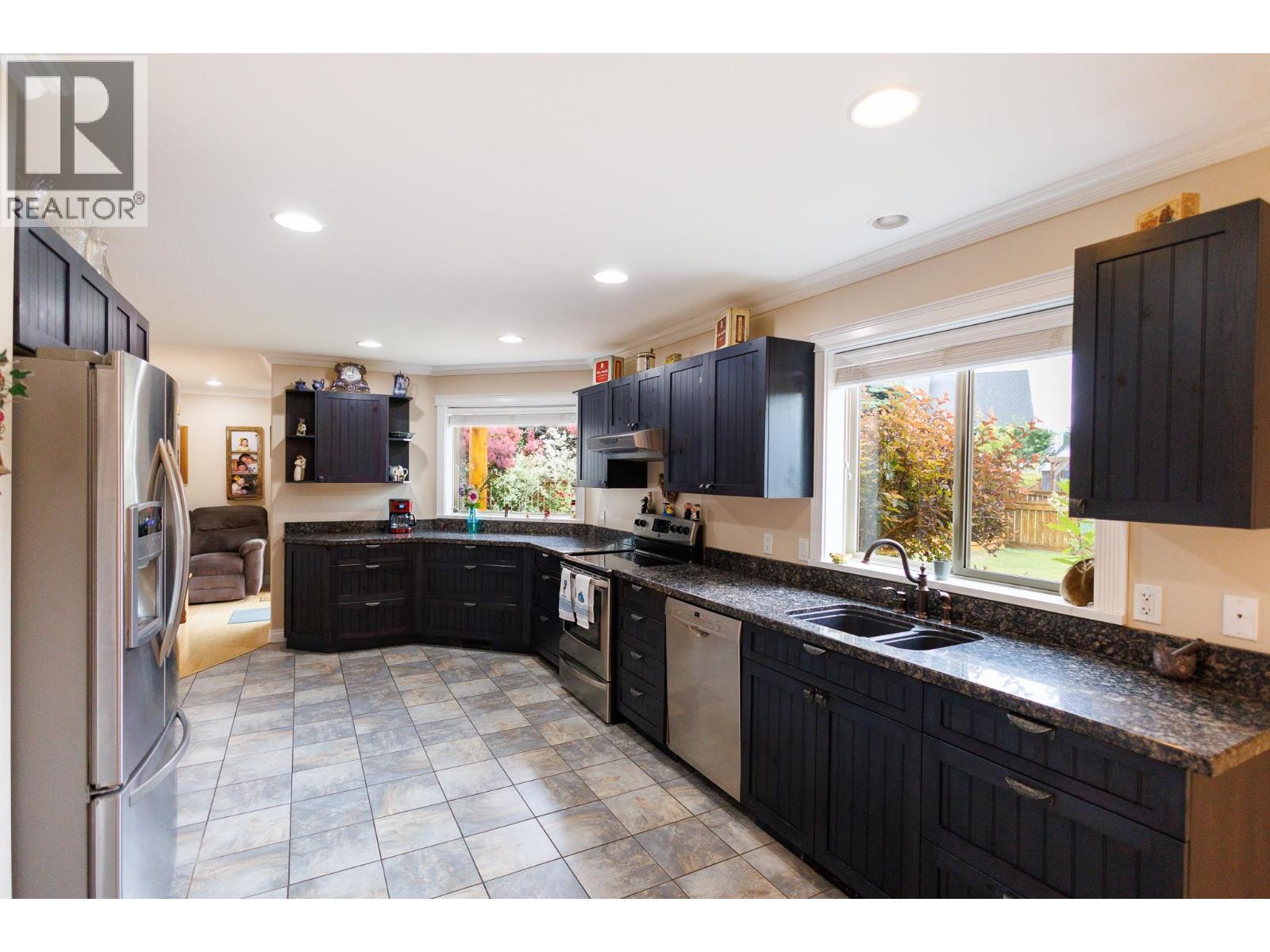 4028 MUNROE STREET - 9