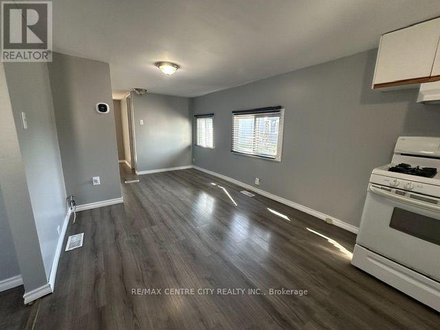#59 2189 DUNDAS STREET E - 8