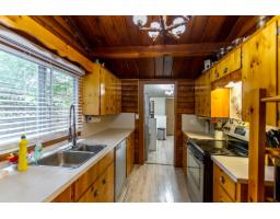 542 Park Drive, Cultus Lake North, Cultus Lake, BC V2R4Z8 Photo 17