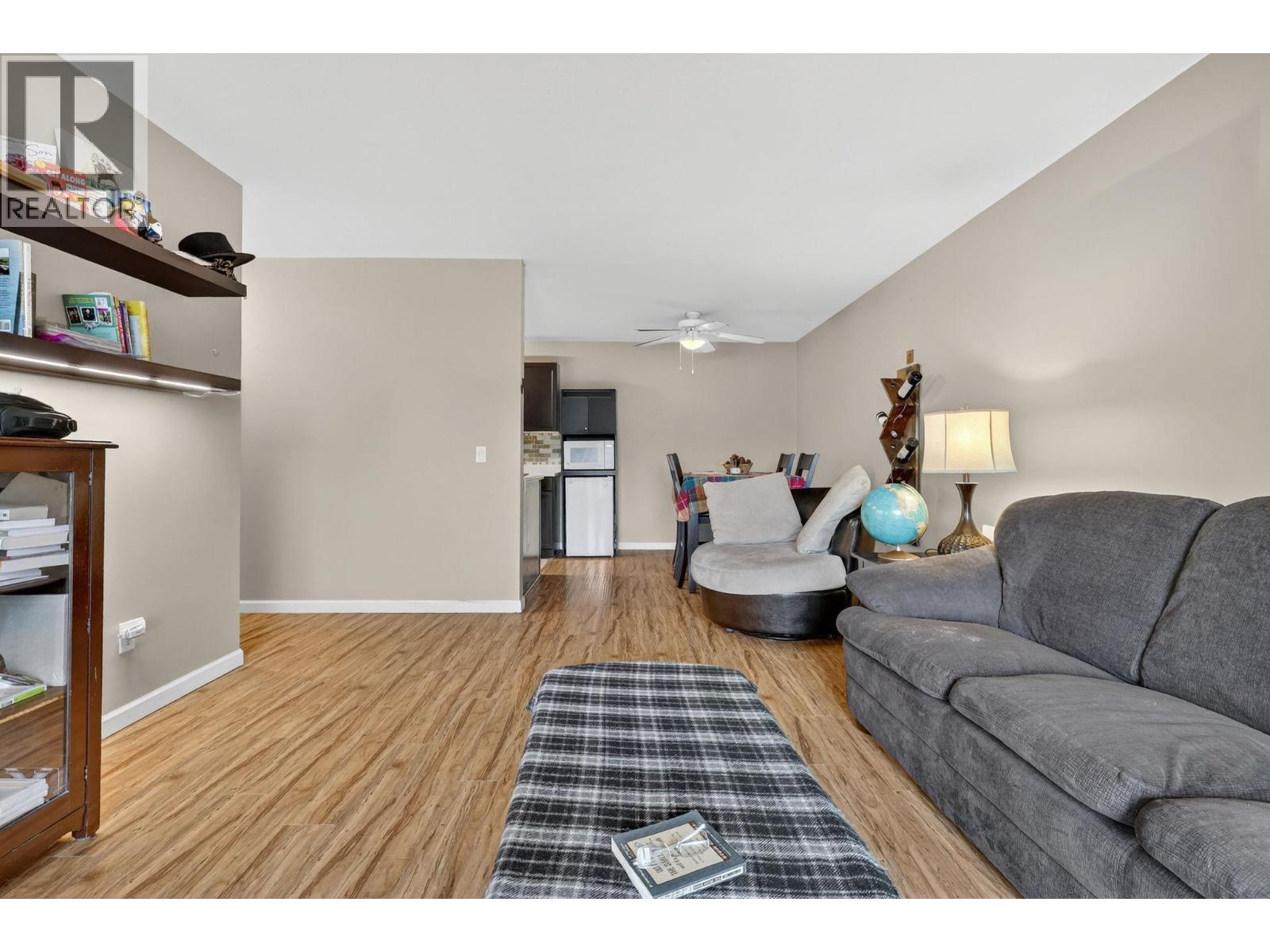 #209 3160 Casorso Road - 8