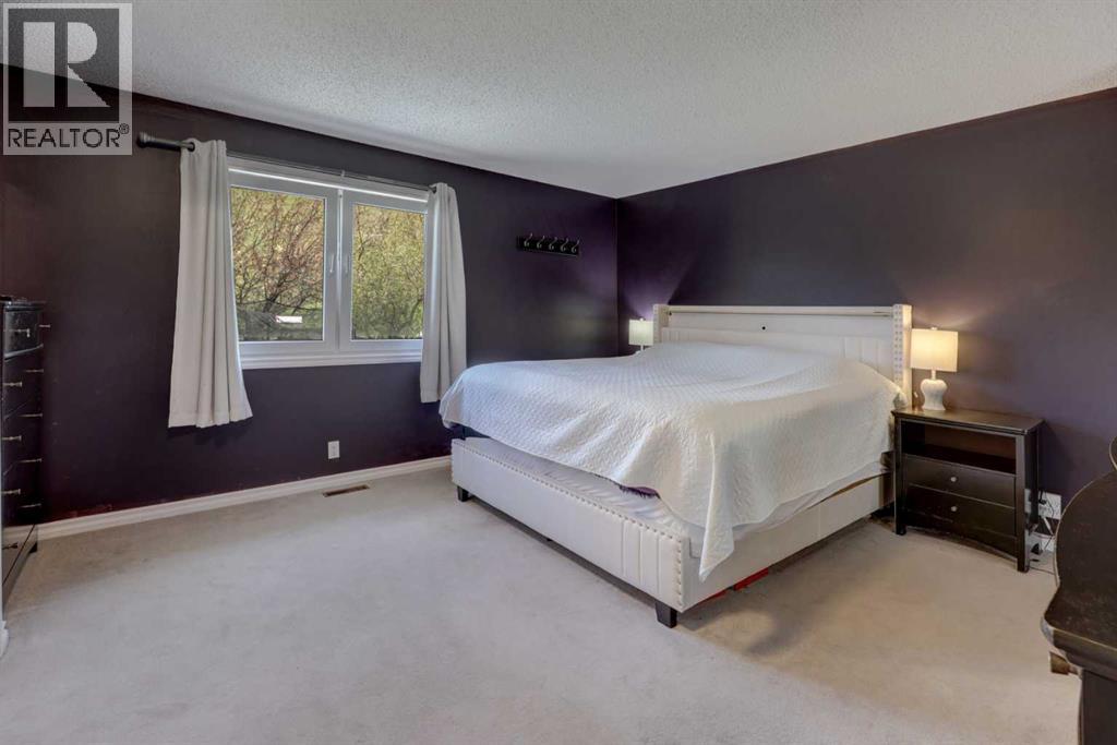 36 Hawksley Crescent NW - 14