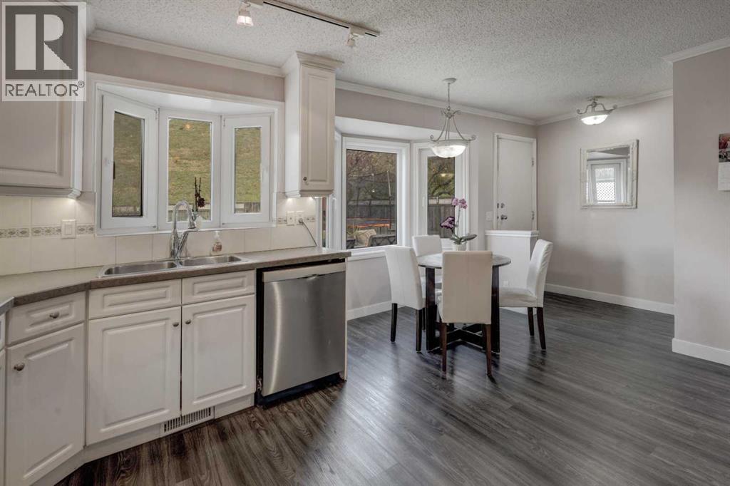 36 Hawksley Crescent NW - 12
