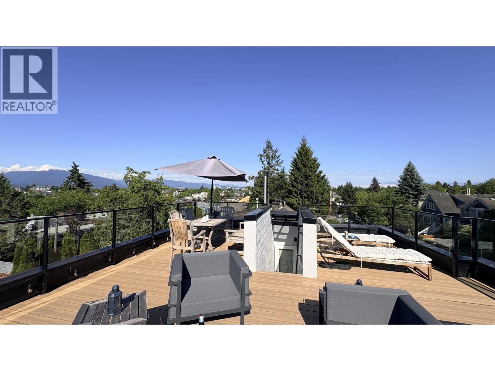 3 Bed, 3 Bath House for Sale in Vancouver – 411 AUBREY PLACE, Vancouver – MLS# R3143865 - Image 33