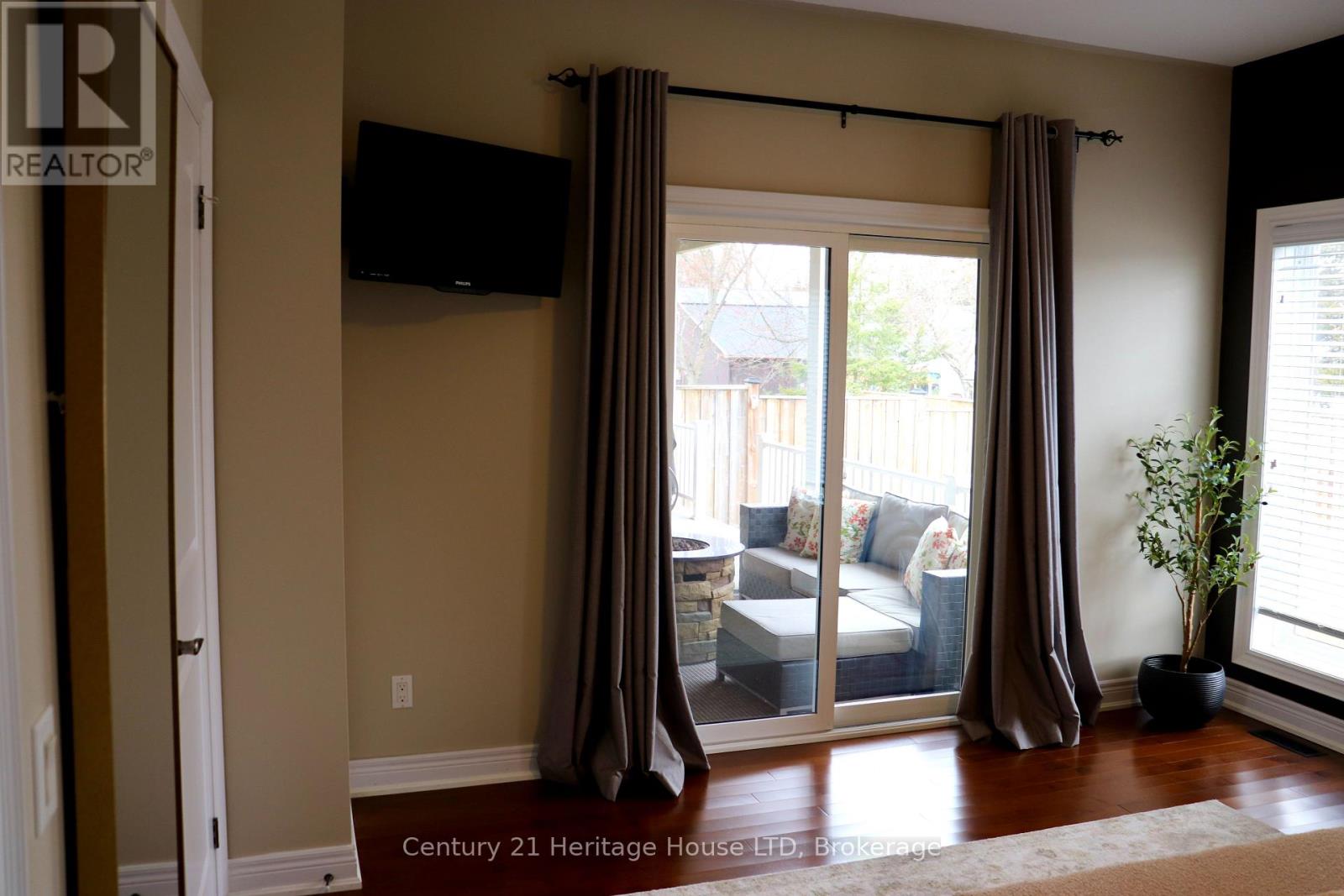 3984 VILLAGE CREEK DRIVE - 29