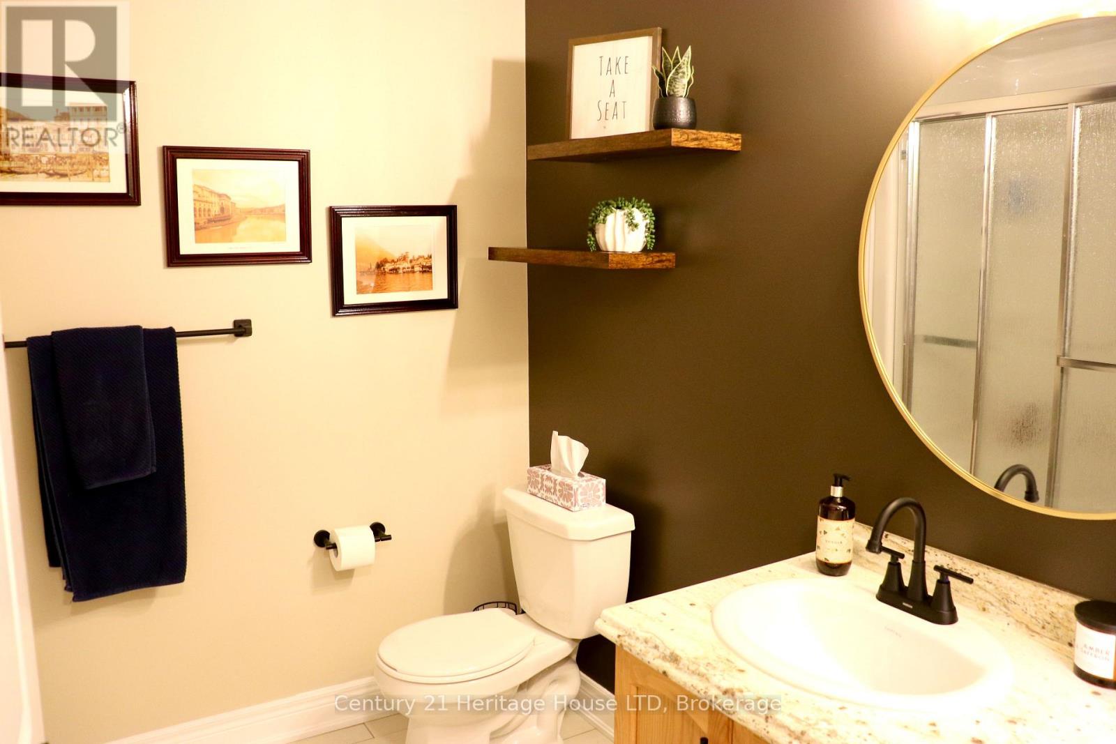 3984 VILLAGE CREEK DRIVE - 43