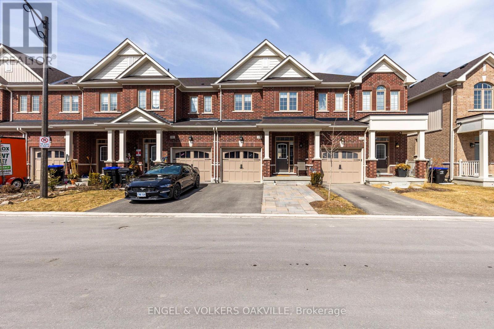 44 CLIFFORD CRESCENT - 3