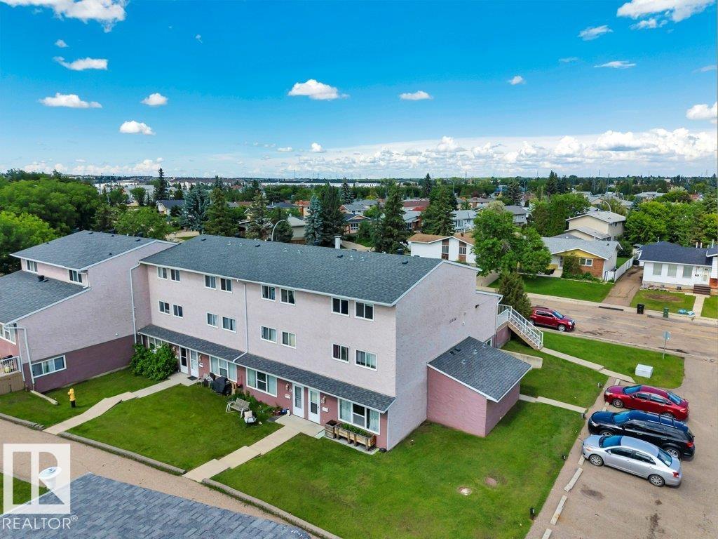 #17 13580 38 ST NW - 27