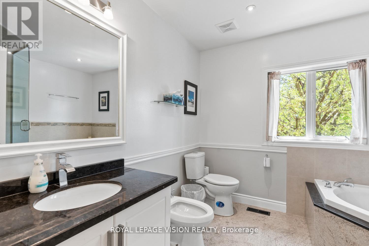91 PRINCETON GATE - 20