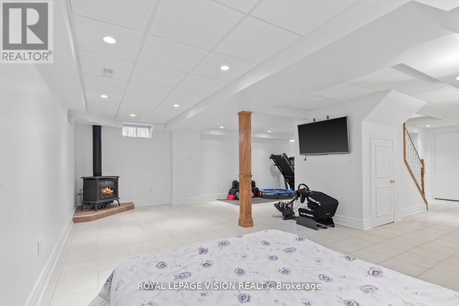 91 PRINCETON GATE - 35