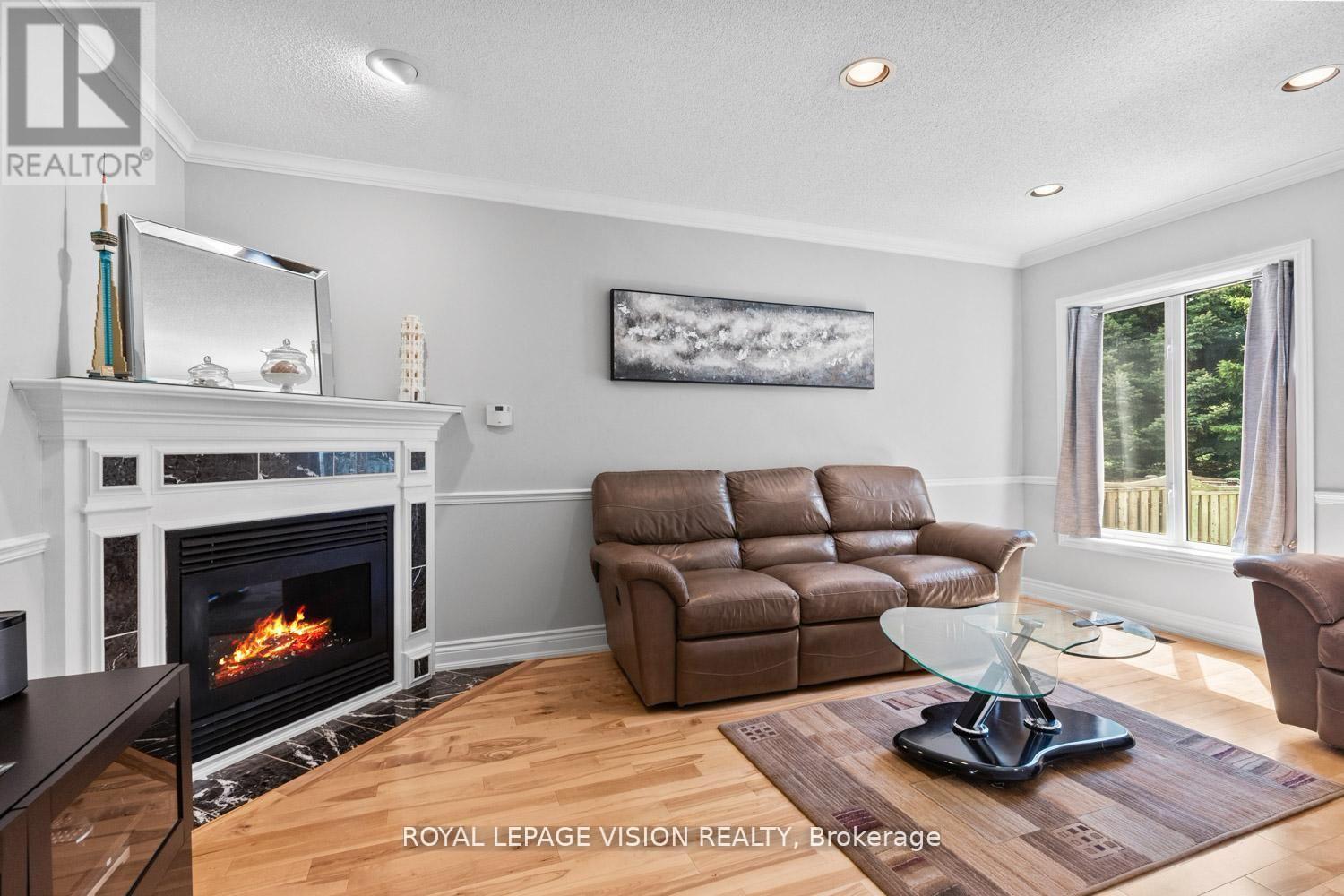 91 PRINCETON GATE - 7