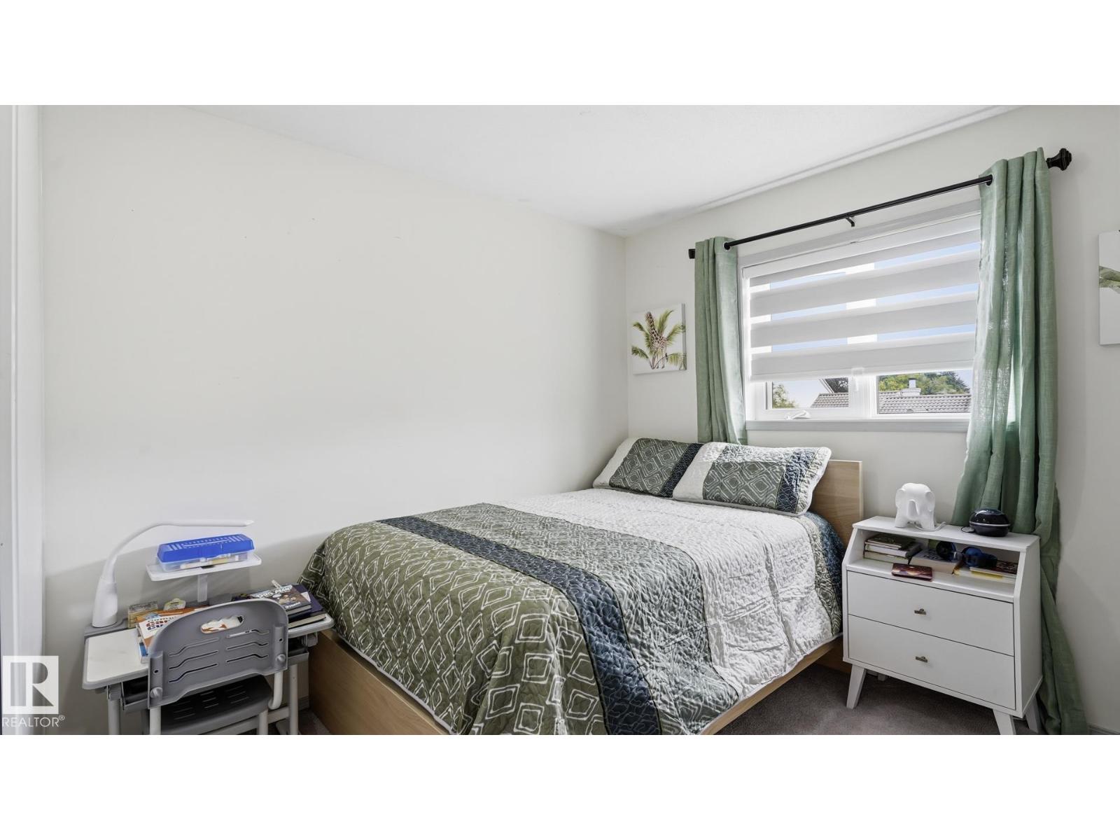 #17 9505 176 ST NW - 25
