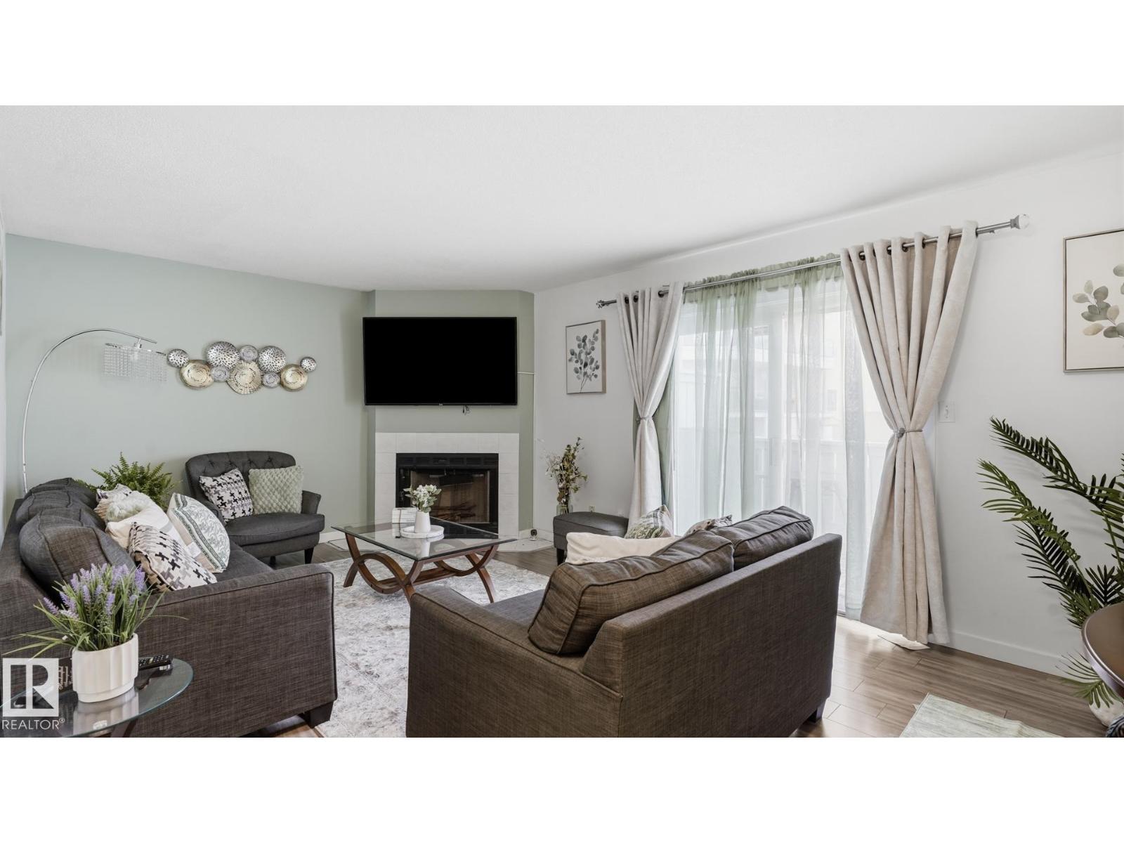 #17 9505 176 ST NW - 5