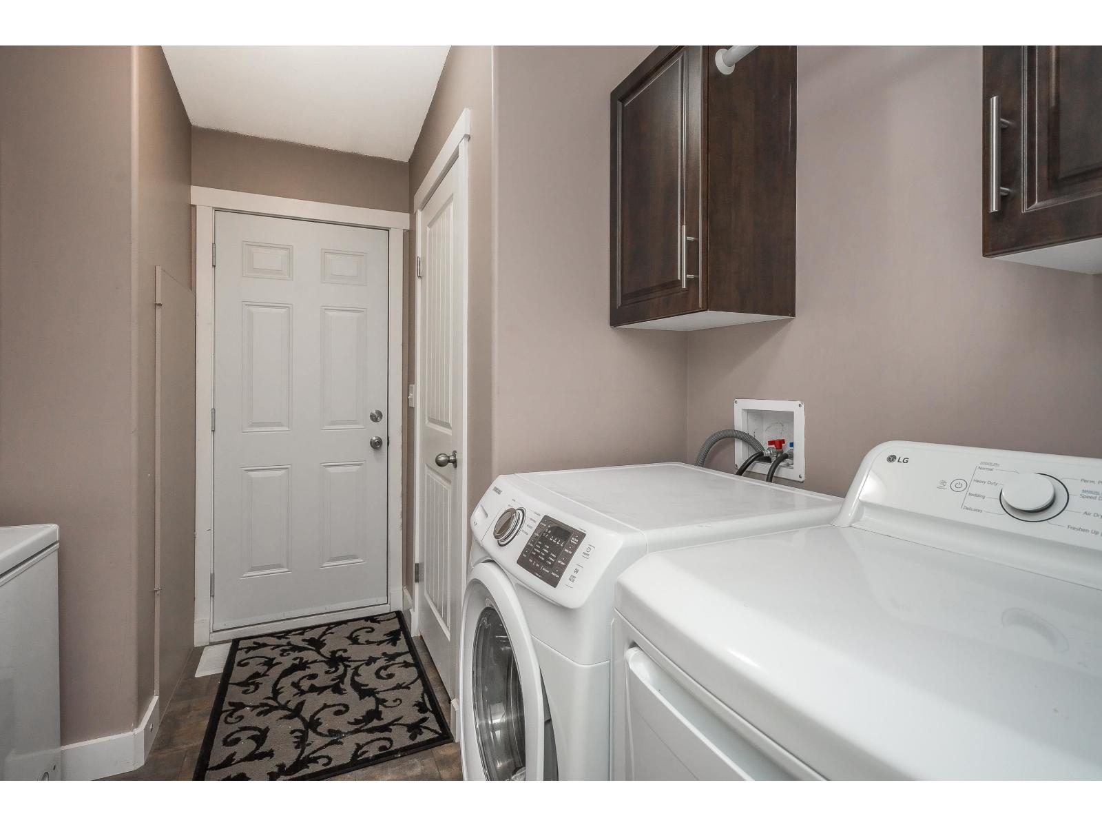 24548 21B AVENUE, Langley