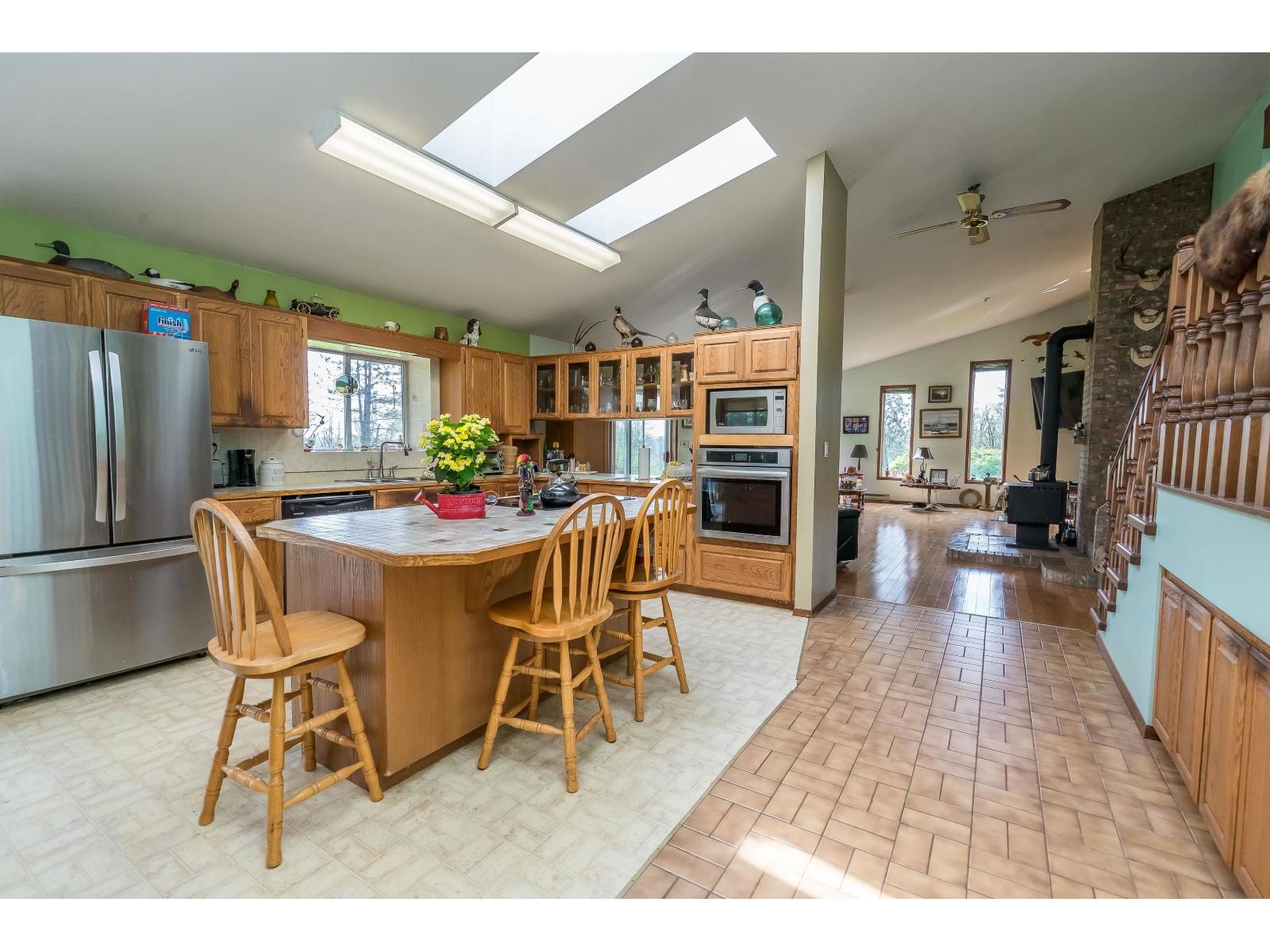 24548 21B AVENUE, Langley