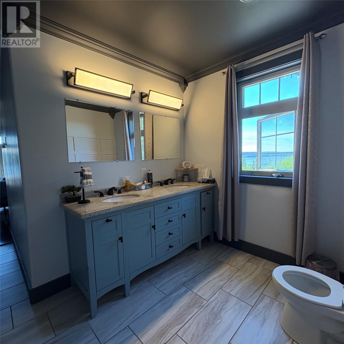 1249 Smith Sound Road - 11
