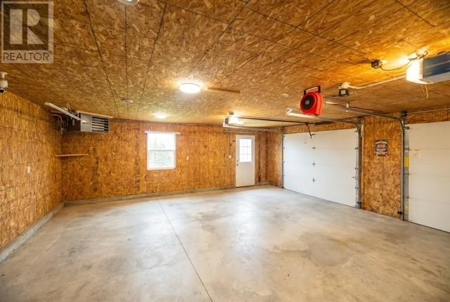 8 Etheridges Road - 35