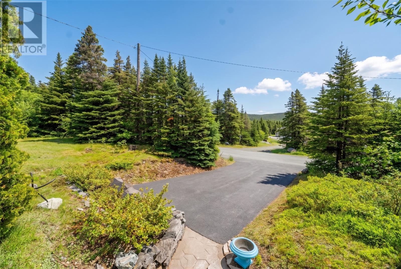 8 Etheridges Road - 33