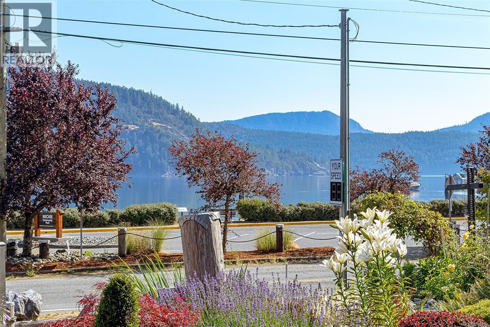 #101 1838 COWICHAN BAY Rd - 21