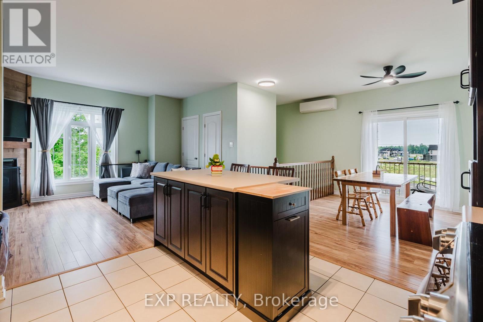 #3 203 BOURDEAU BOULEVARD - 10