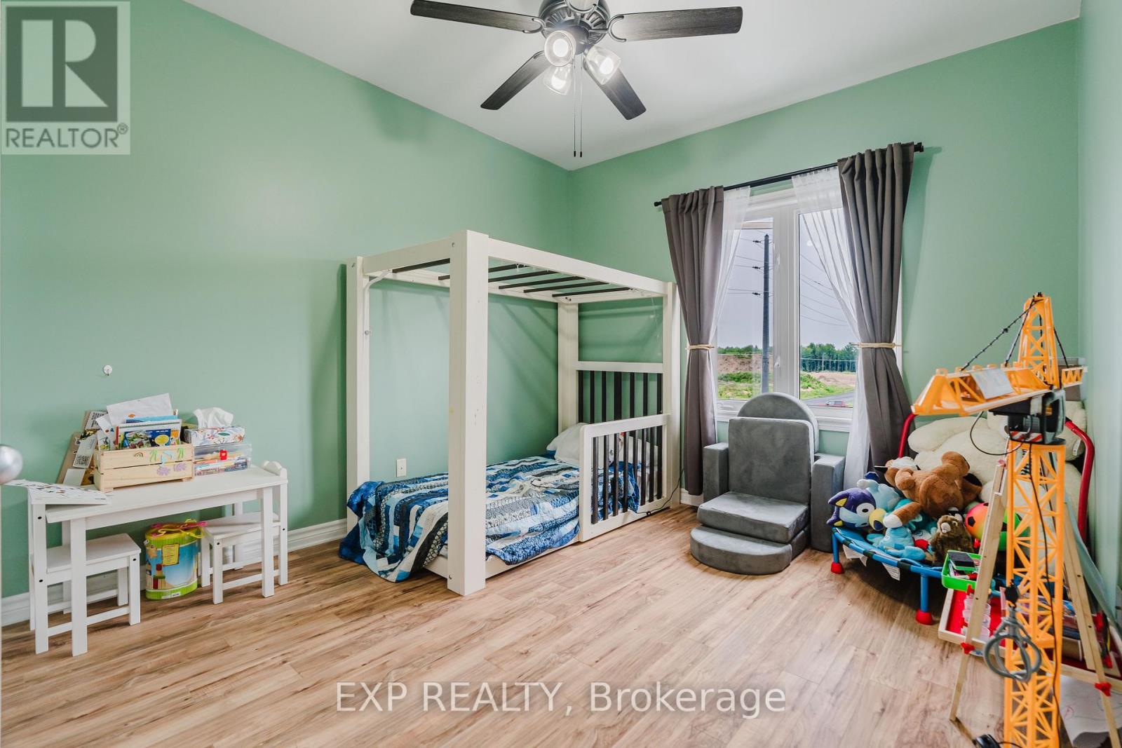 #3 203 BOURDEAU BOULEVARD - 23