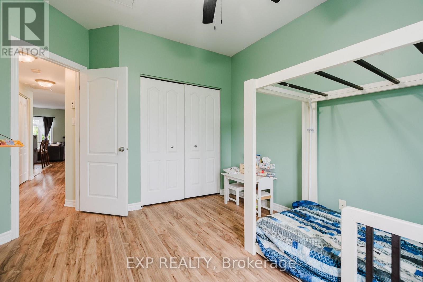 #3 203 BOURDEAU BOULEVARD - 24