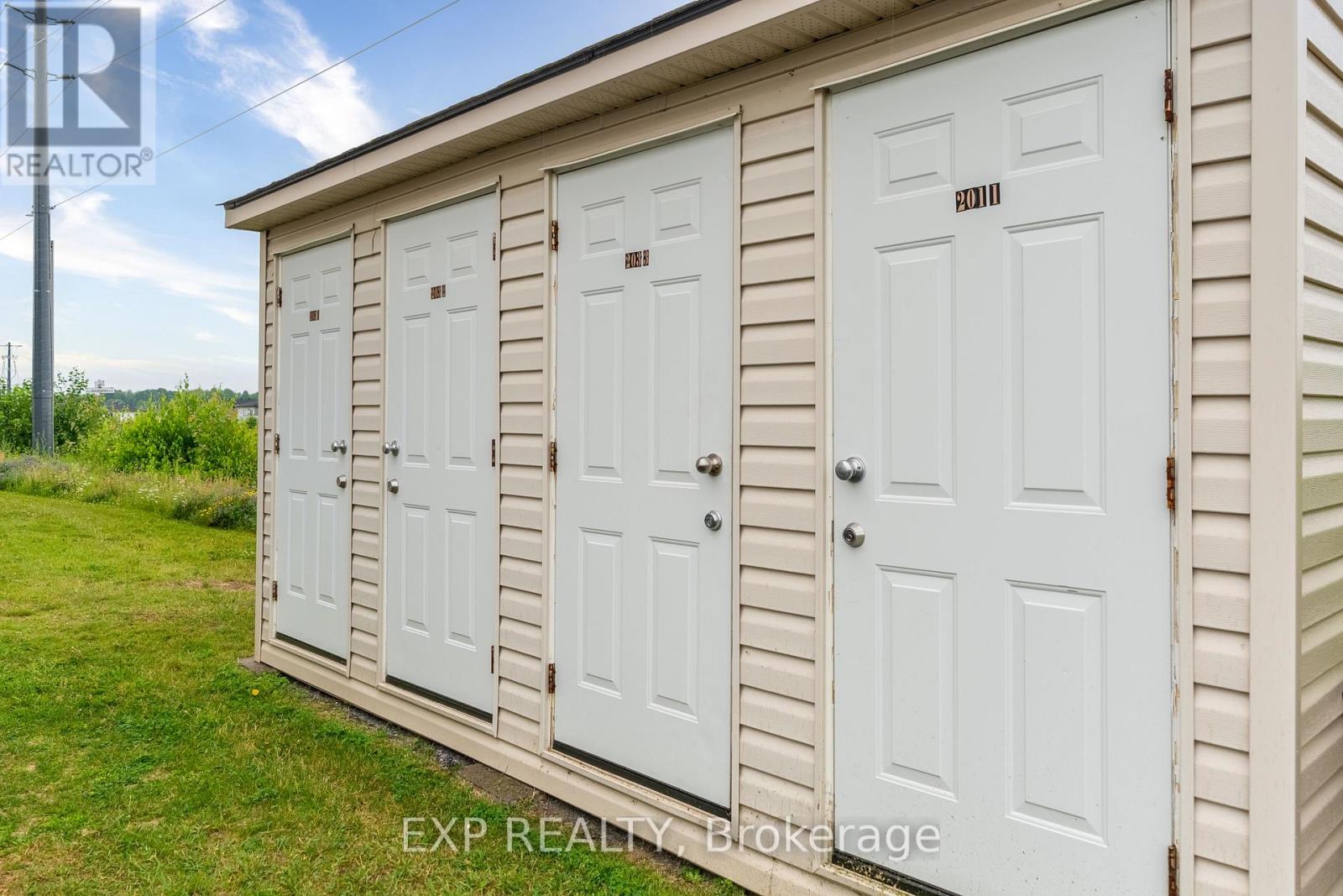 #3 203 BOURDEAU BOULEVARD - 28
