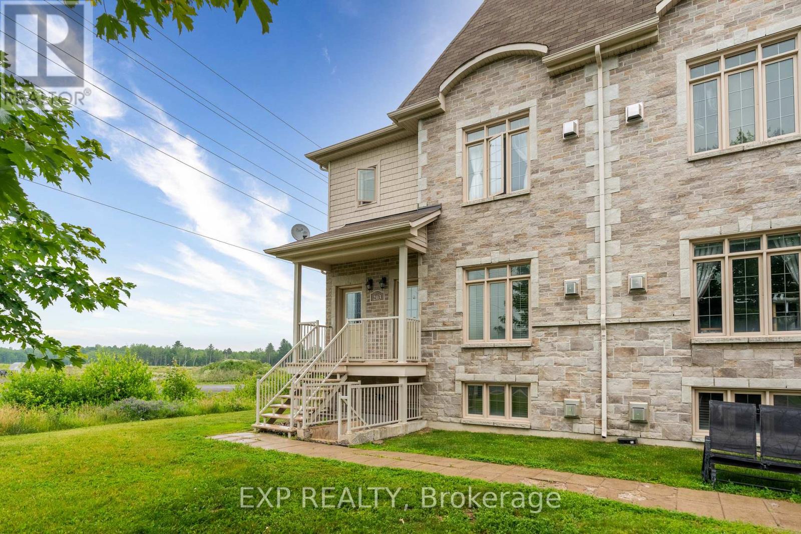 #3 203 BOURDEAU BOULEVARD - 3