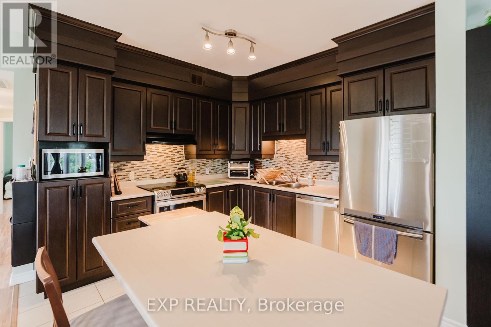 #3 203 BOURDEAU BOULEVARD - 9