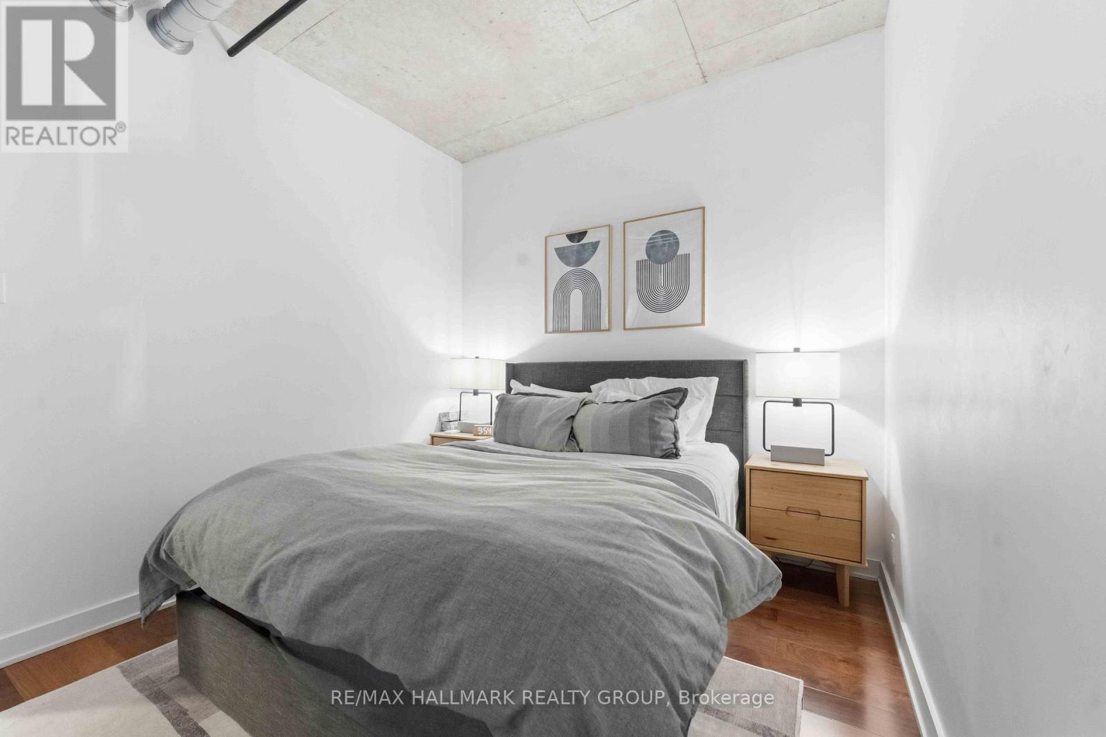 #313 360 MCLEOD STREET - 25