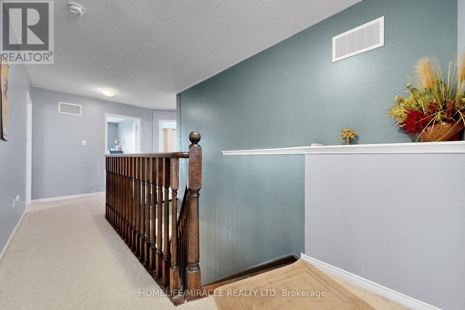2003 QUEENSBURY DRIVE - 25