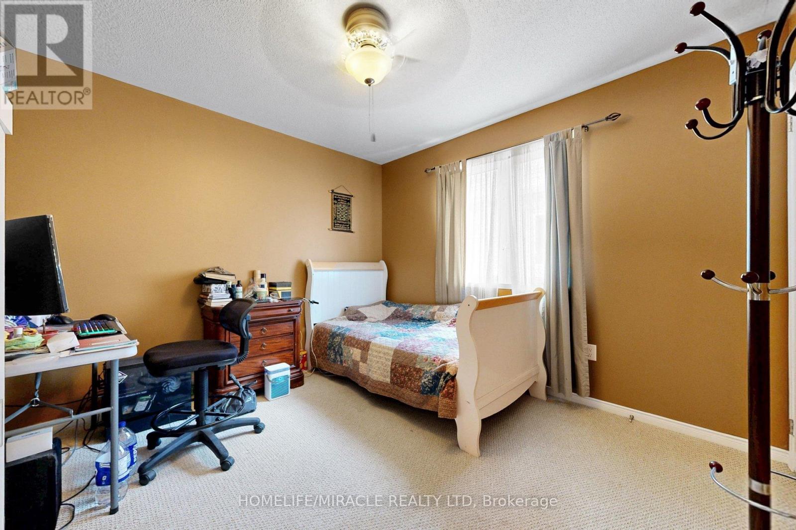 2003 QUEENSBURY DRIVE - 29