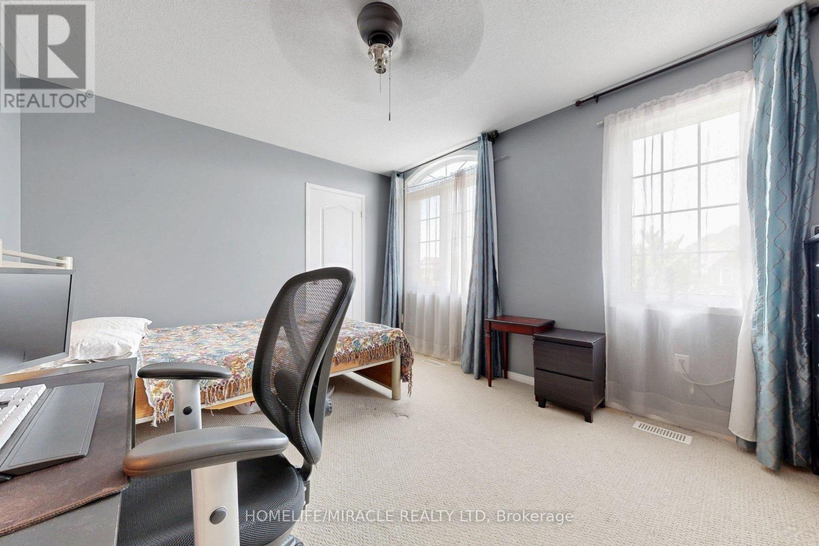 2003 QUEENSBURY DRIVE - 31
