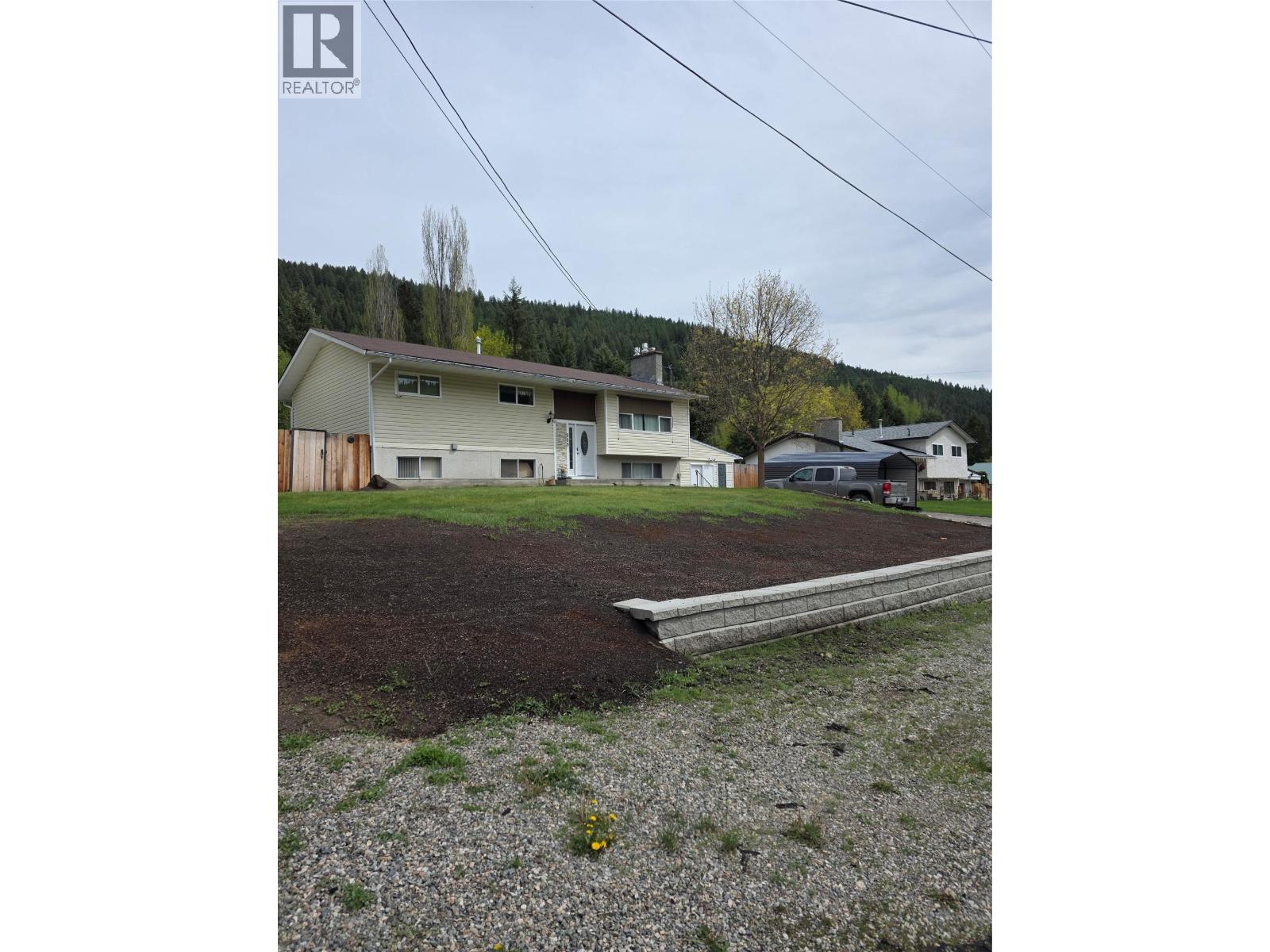 868 North Kimberley Avenue - 33