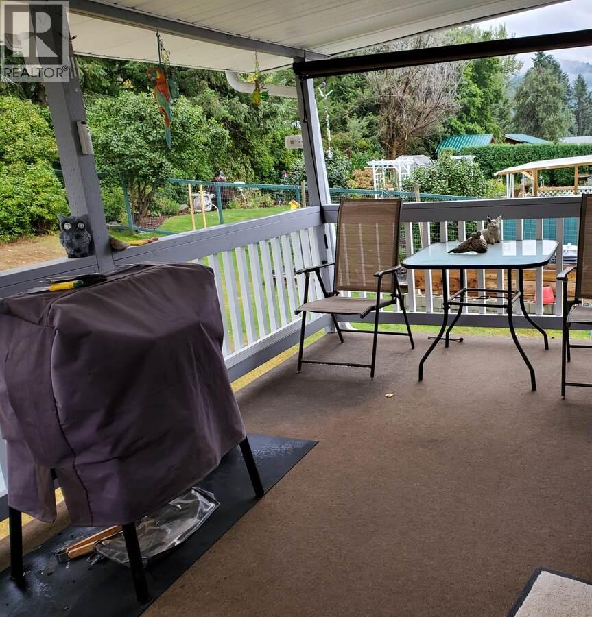 868 North Kimberley Avenue - 5