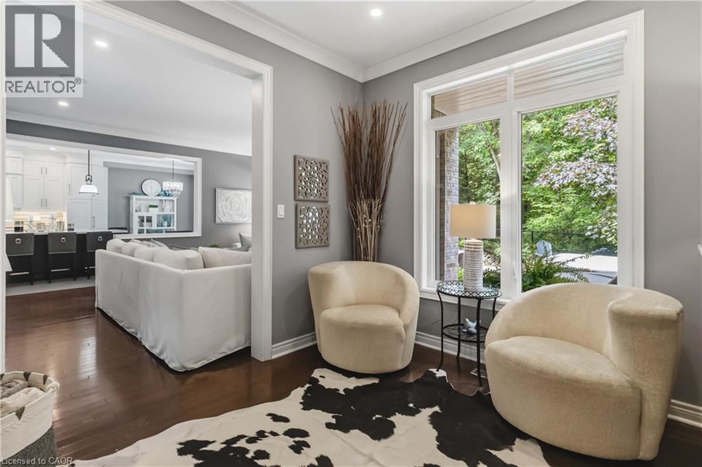 3346 STOCKSBRIDGE Avenue - Image 9