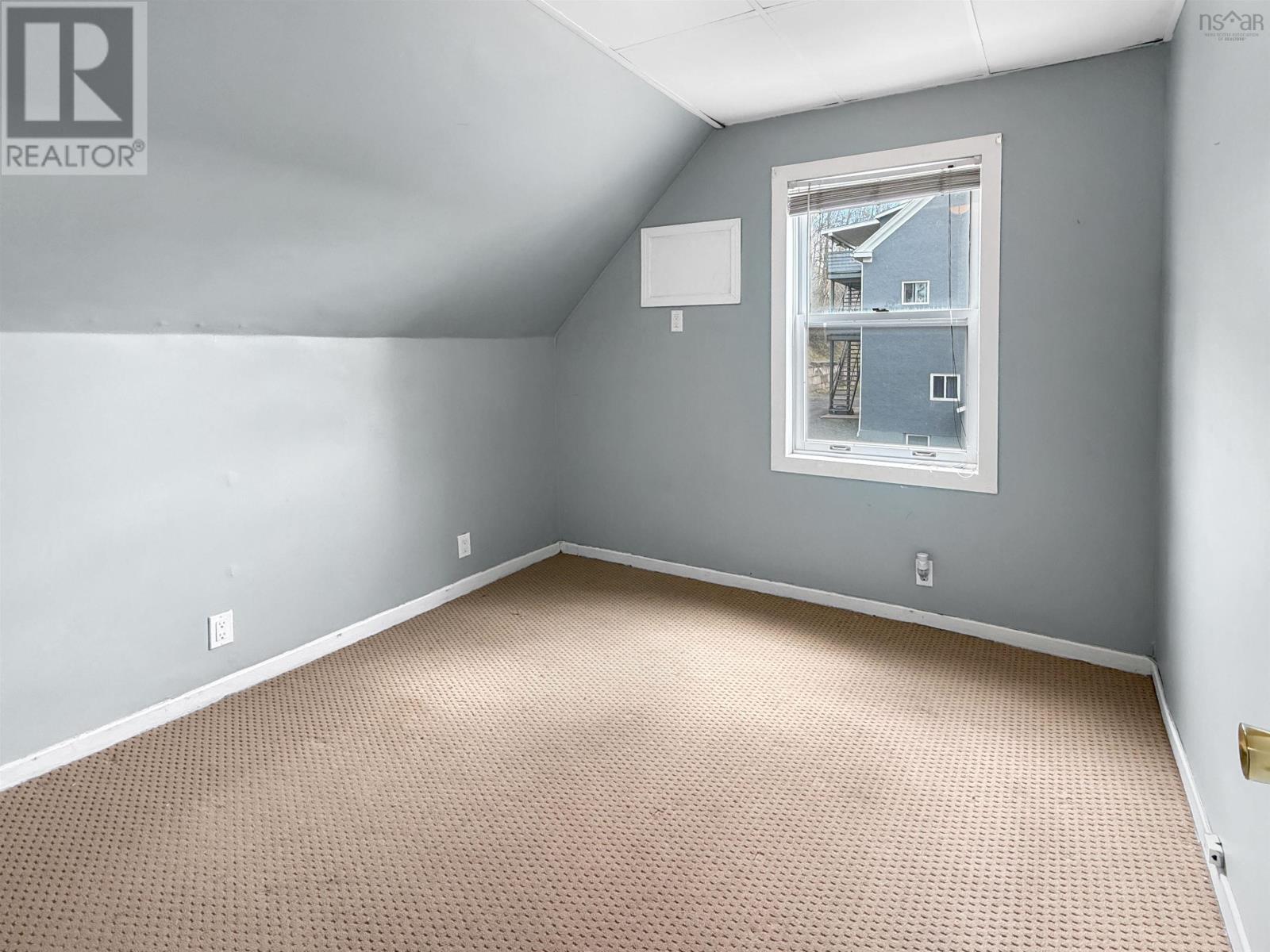 284 North Provost Street - 21