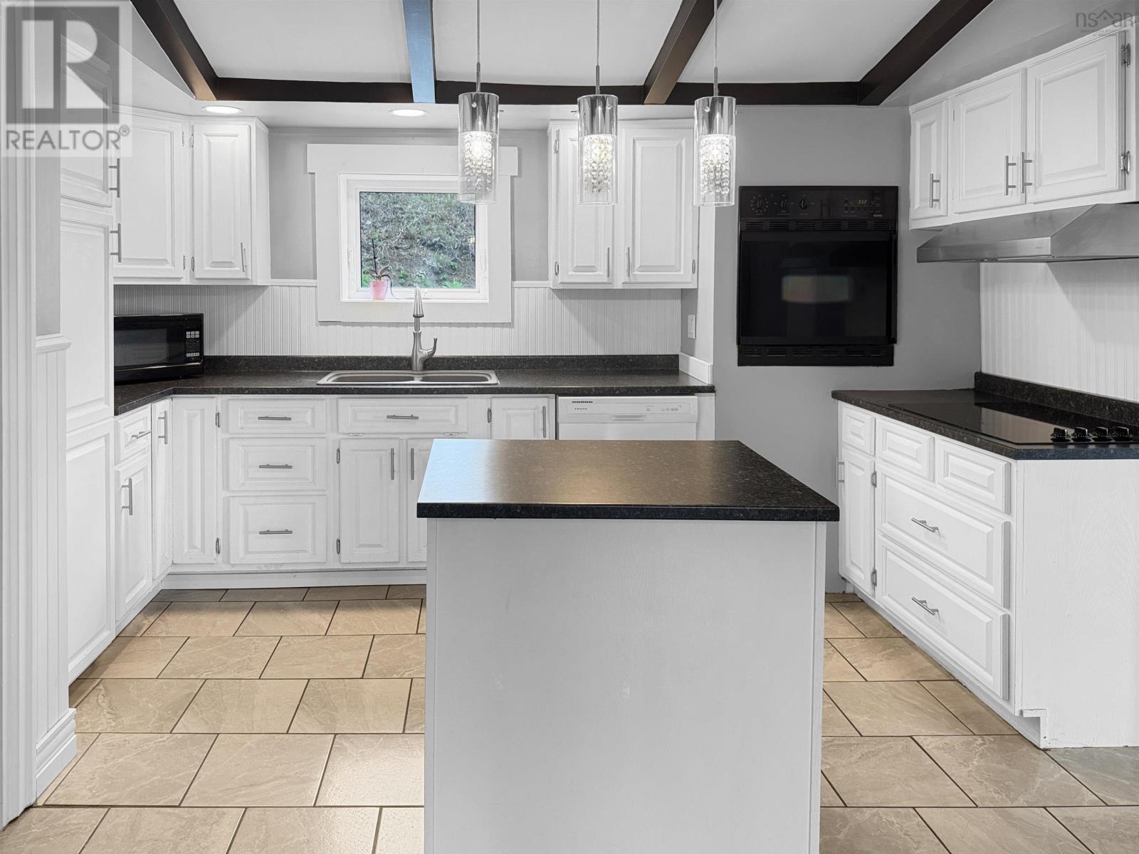 284 North Provost Street - 6