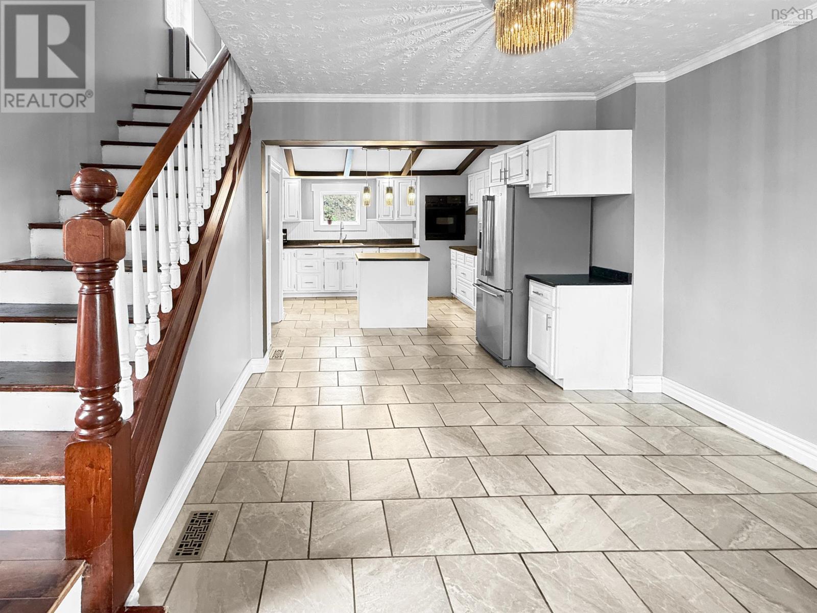 284 North Provost Street - 5