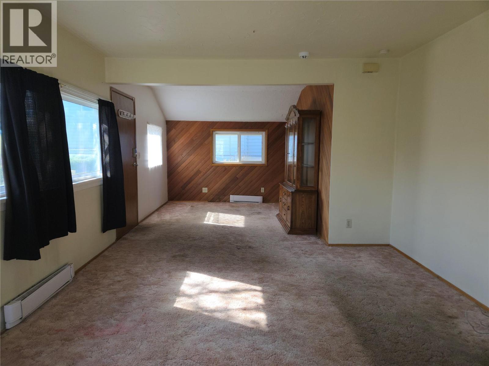 6464 Gala Street, Oliver