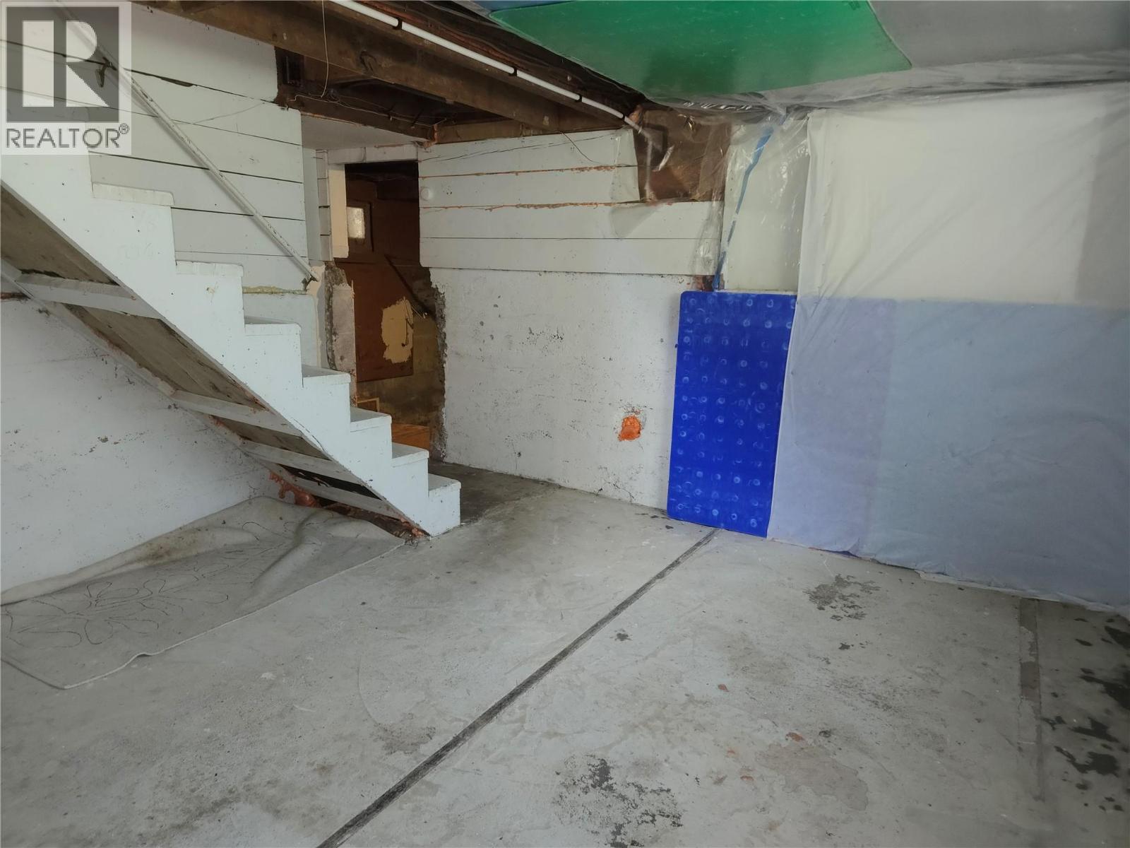 6464 Gala Street, Oliver