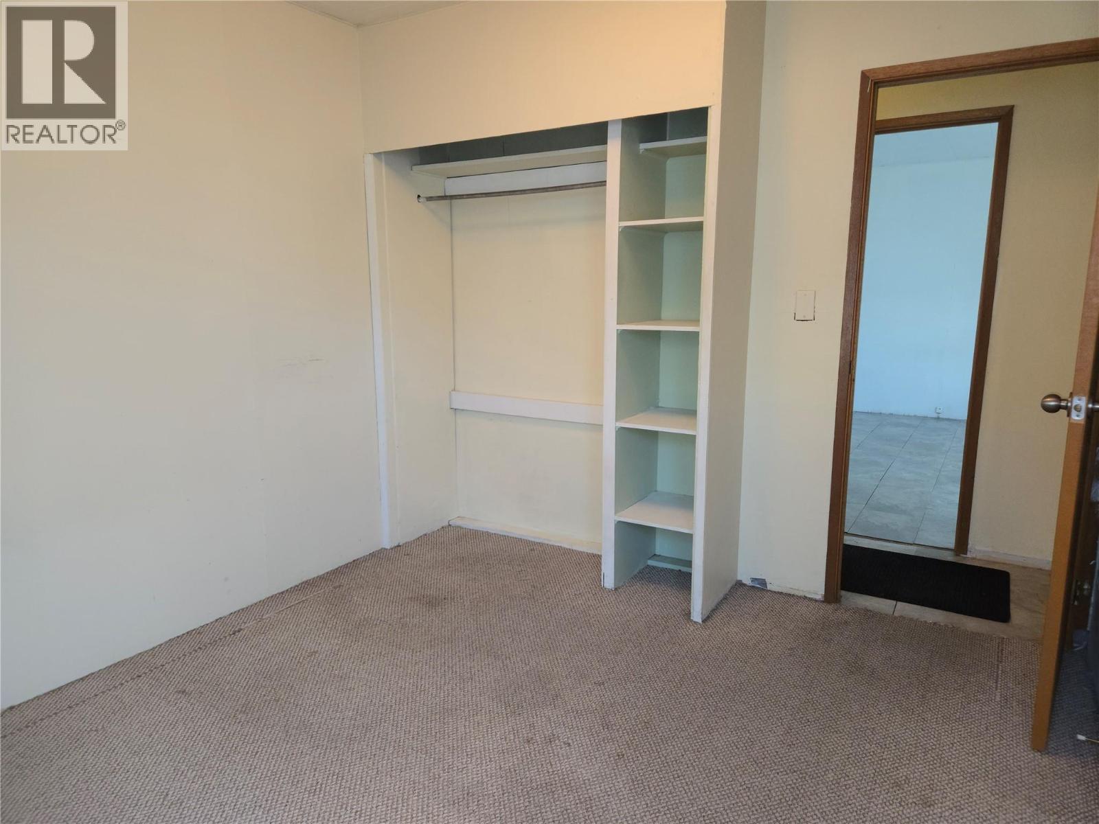 6464 Gala Street, Oliver