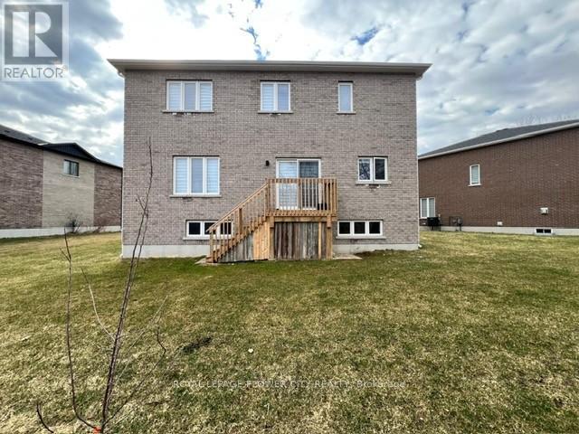 31 TULIP CRESCENT - 2