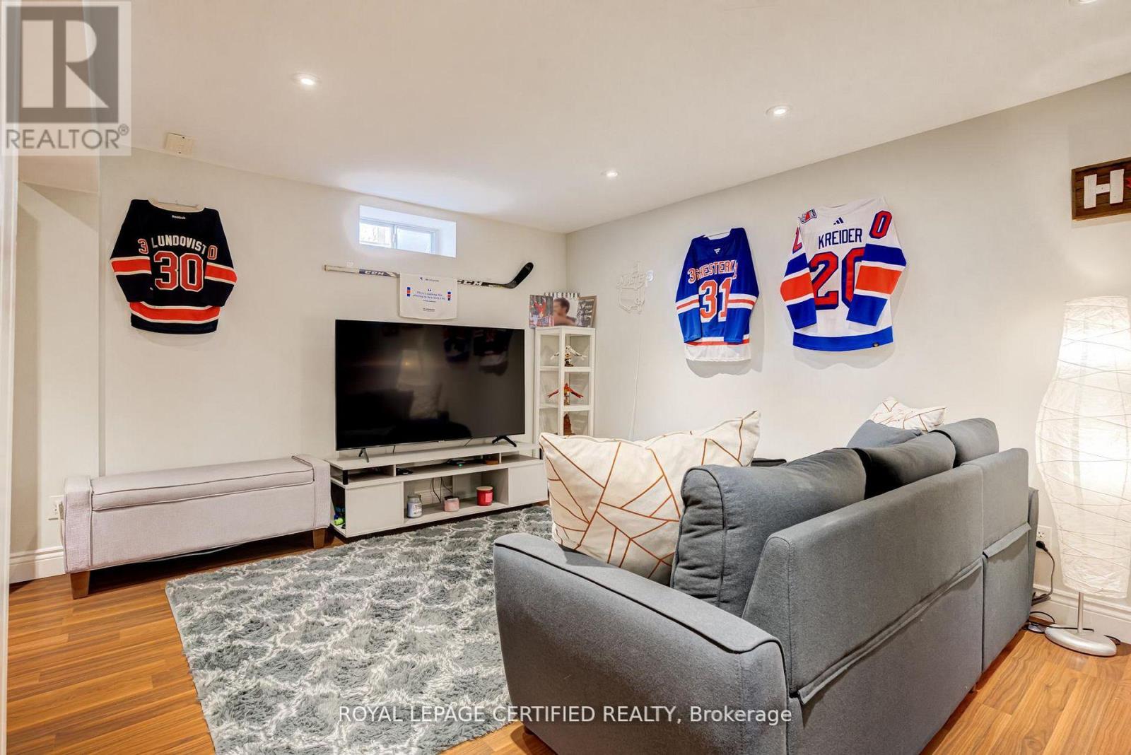 27 LAMBERT STREET - 23
