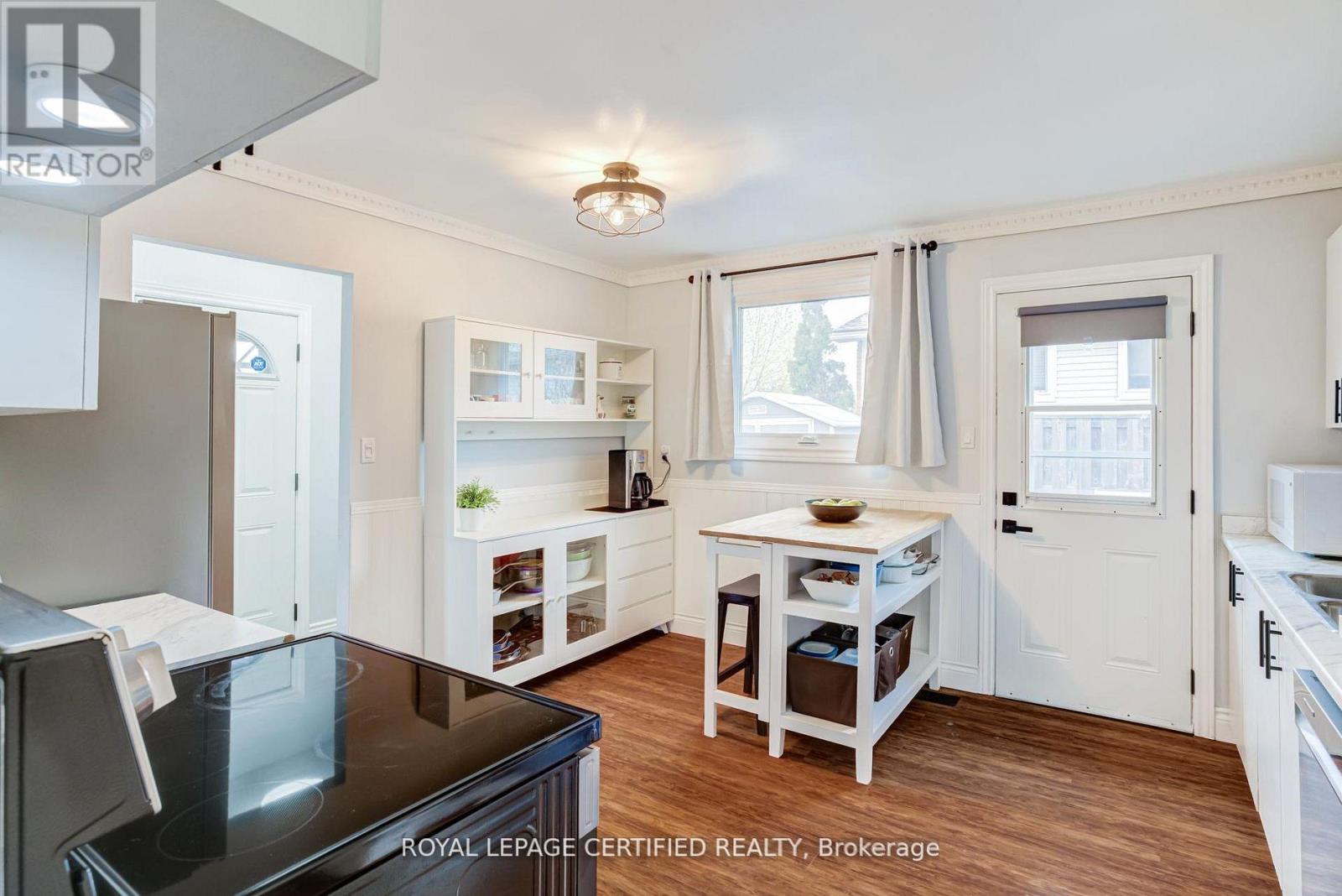 27 LAMBERT STREET - 9