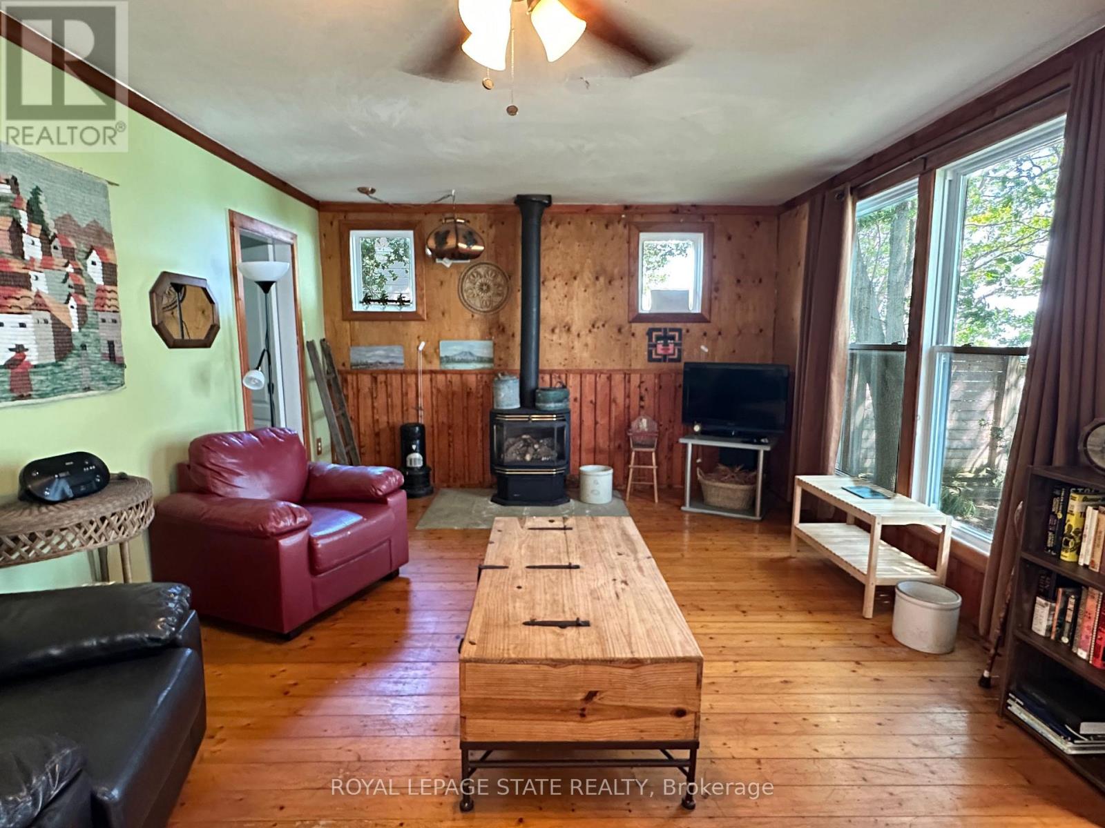 472 SOUTH COAST DRIVE - 10