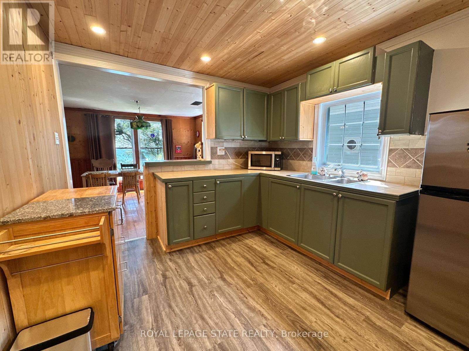 472 SOUTH COAST DRIVE - 17