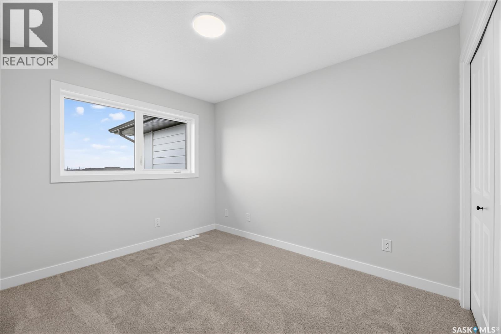 #6 830 Brighton BOULEVARD - 22
