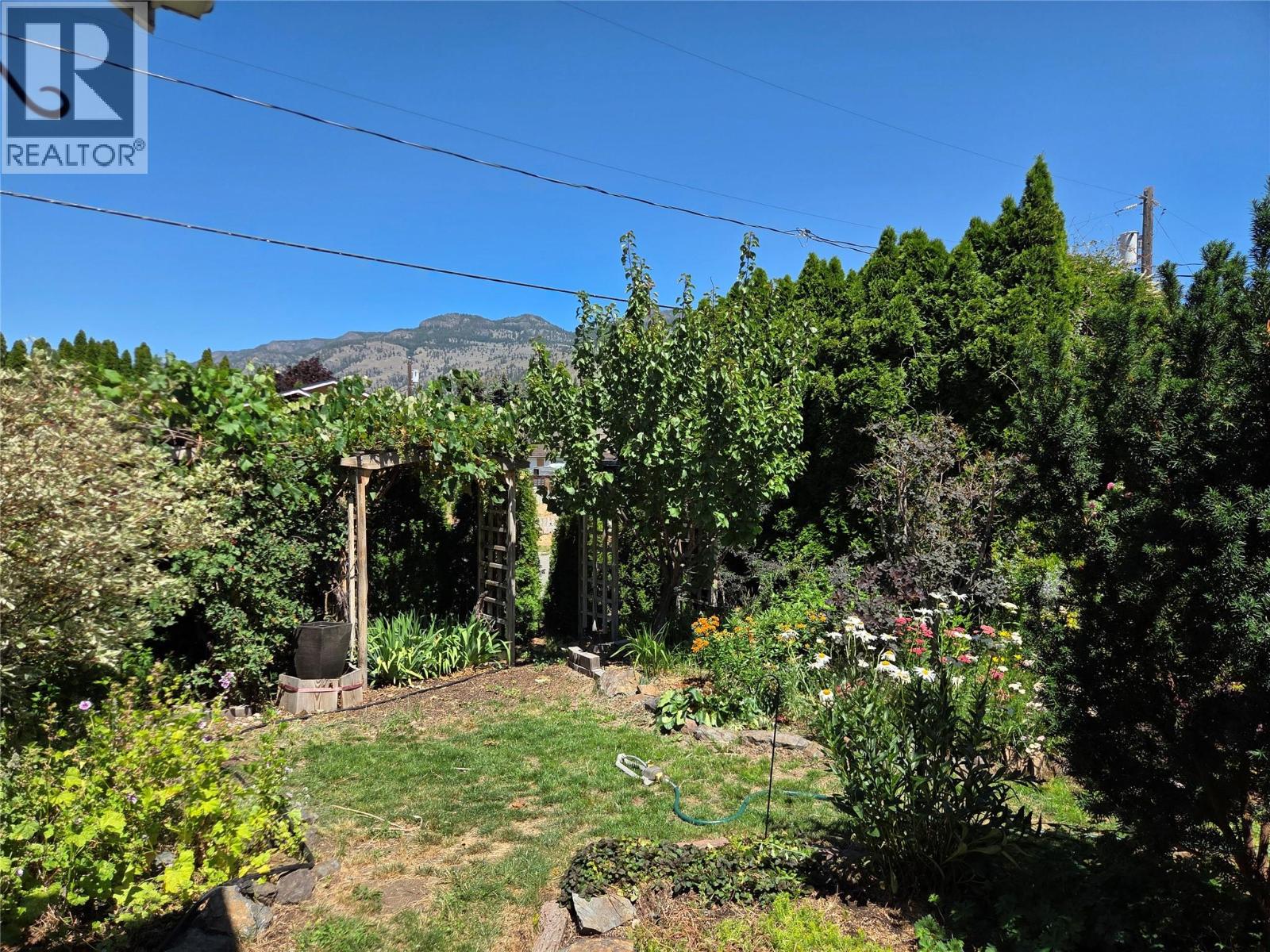 425 3rd Avenue - 46