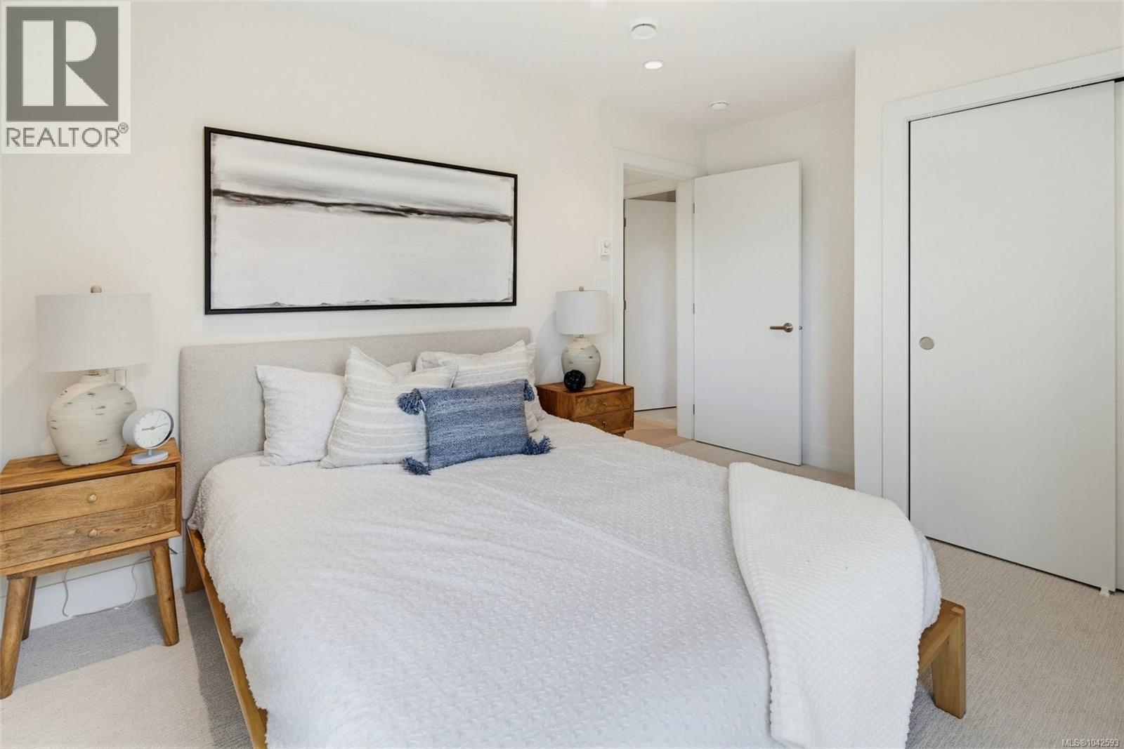 #1 920 Island Rd - 22