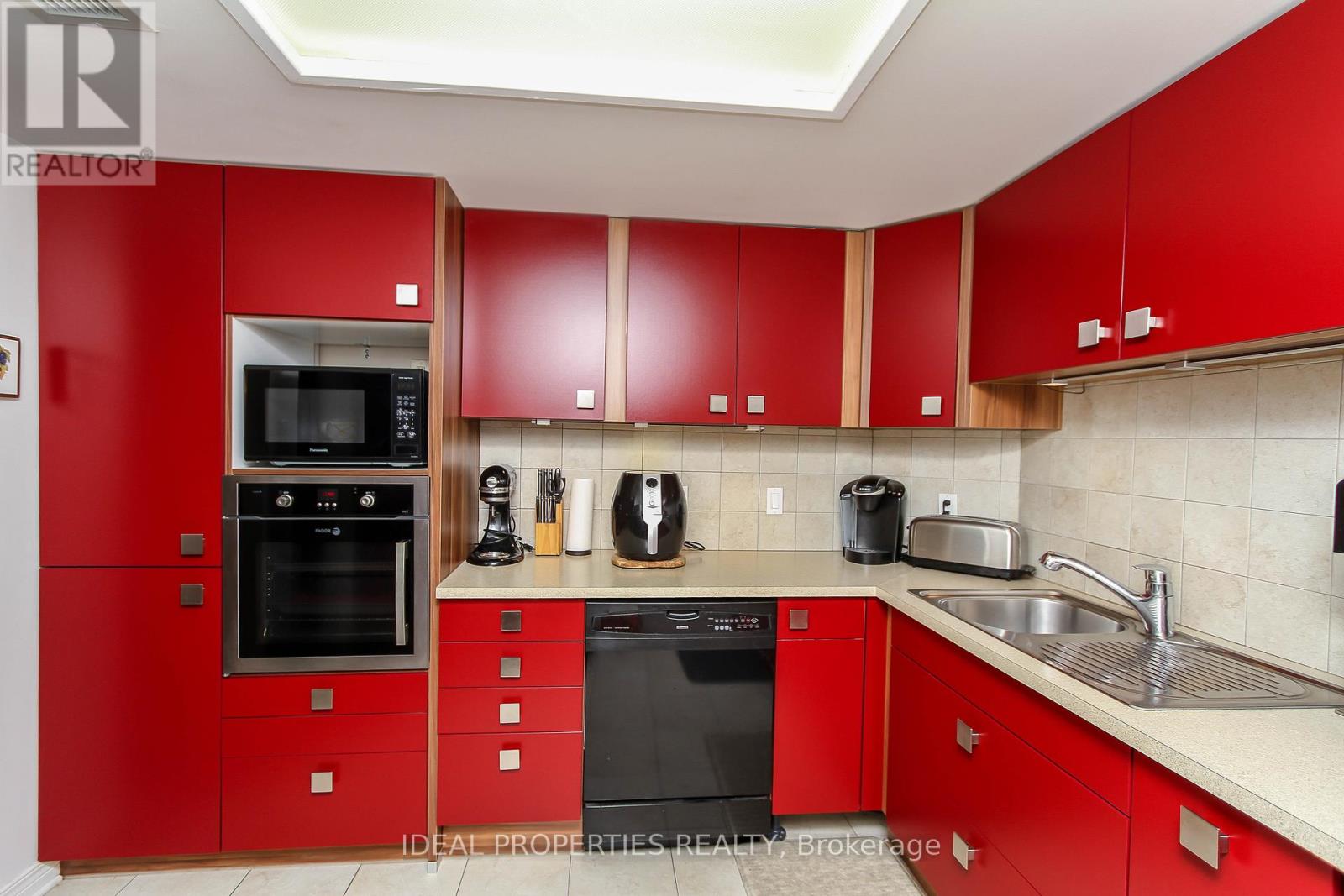 1 Bed, 1 Bath Apartment for Rent in Ottawa – 809 – 100 GRANT CARMAN DRIVE N, Ottawa – MLS# X13518542 - Image 20